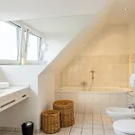 Der Lippische Hof Hotel 4*