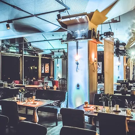 Der Lippische Hof 4*