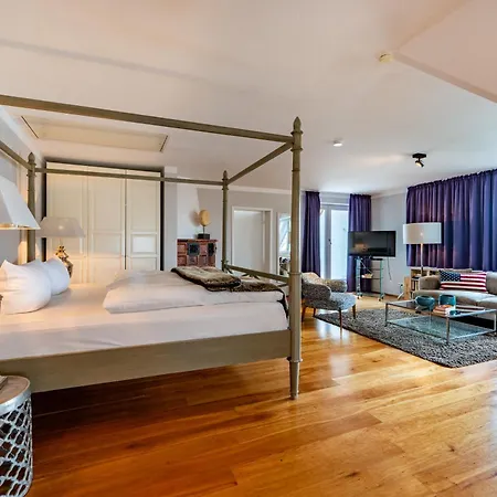 Hotel Der Lippische Hof 4*