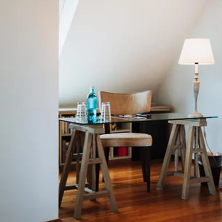 Der Lippische Hof 4*