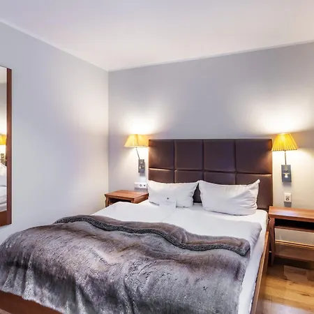 Der Lippische Hof 4*